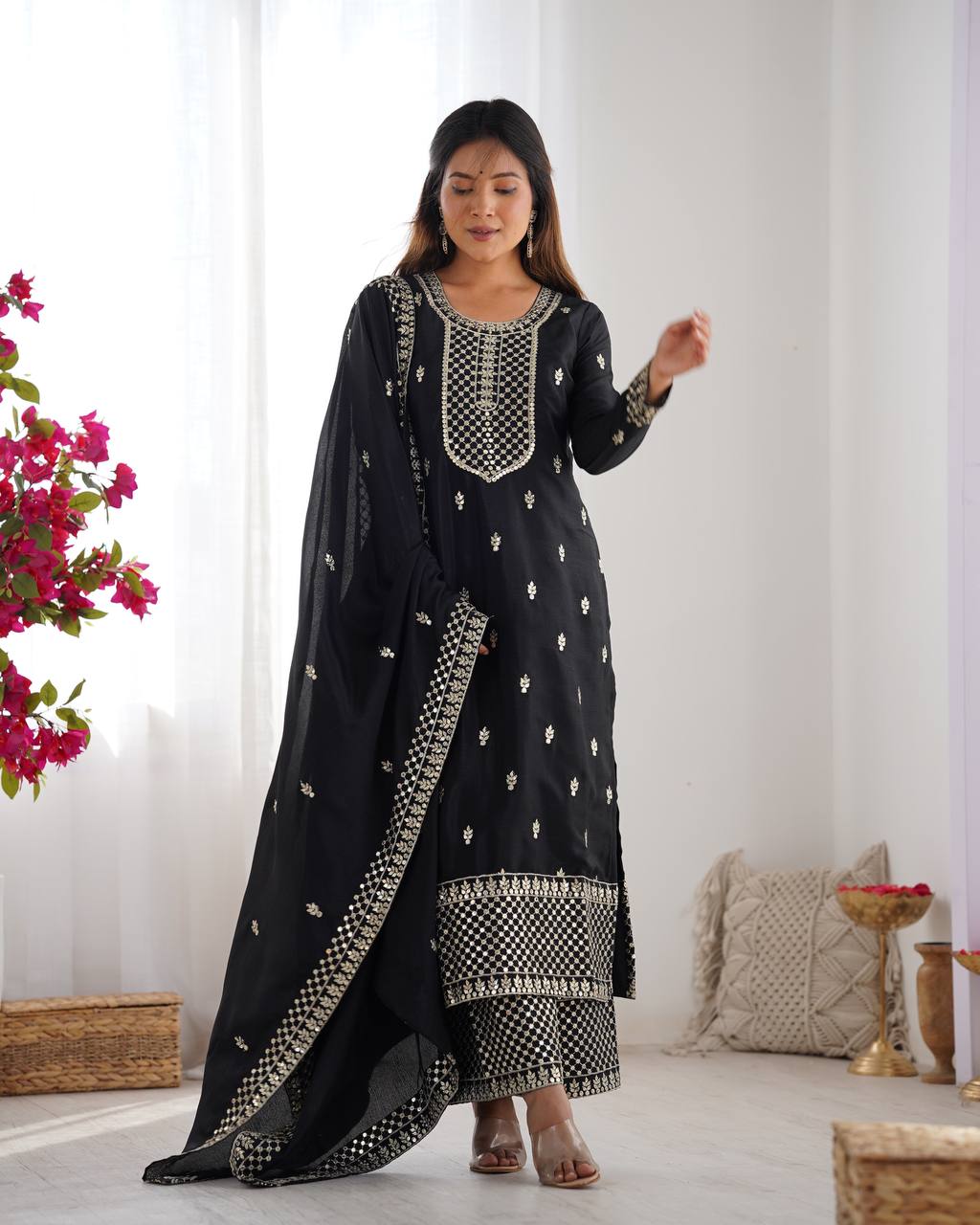 *PRESENTING NEW BEAUTIFUL PURE CHINON SILK FABRIC STRAIGHT FIT KURTA WITH DUPPTA SET,TROUSERS,READY TO WEAR*