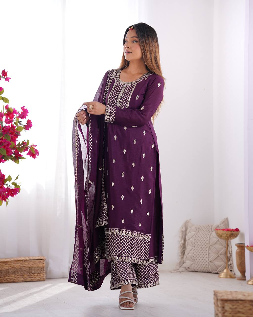 *PRESENTING NEW BEAUTIFUL PURE CHINON SILK FABRIC STRAIGHT FIT KURTA WITH DUPPTA SET,TROUSERS,READY TO WEAR*
