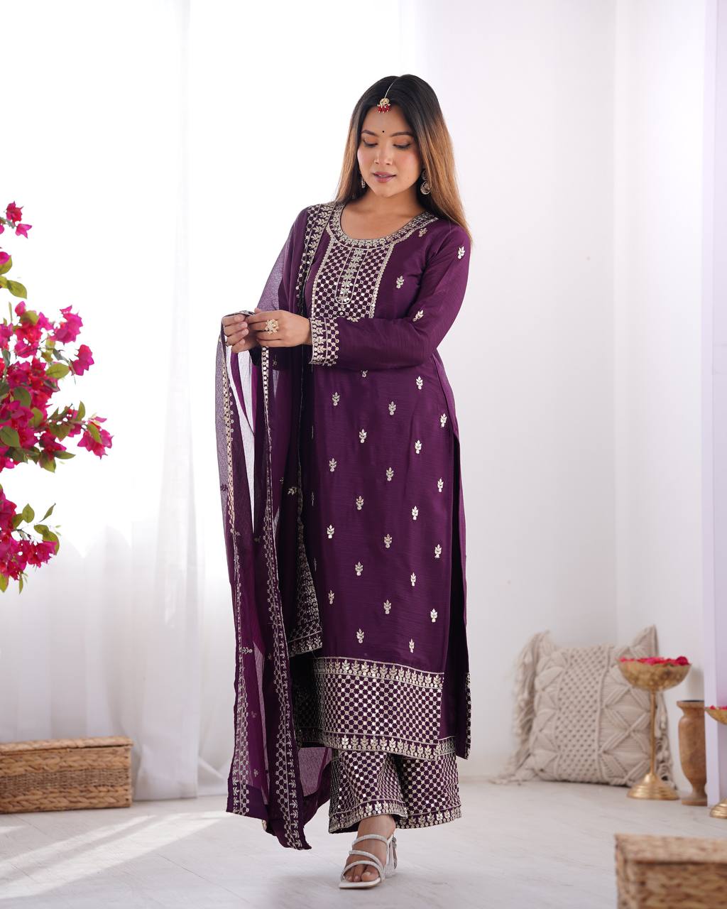 *PRESENTING NEW BEAUTIFUL PURE CHINON SILK FABRIC STRAIGHT FIT KURTA WITH DUPPTA SET,TROUSERS,READY TO WEAR*