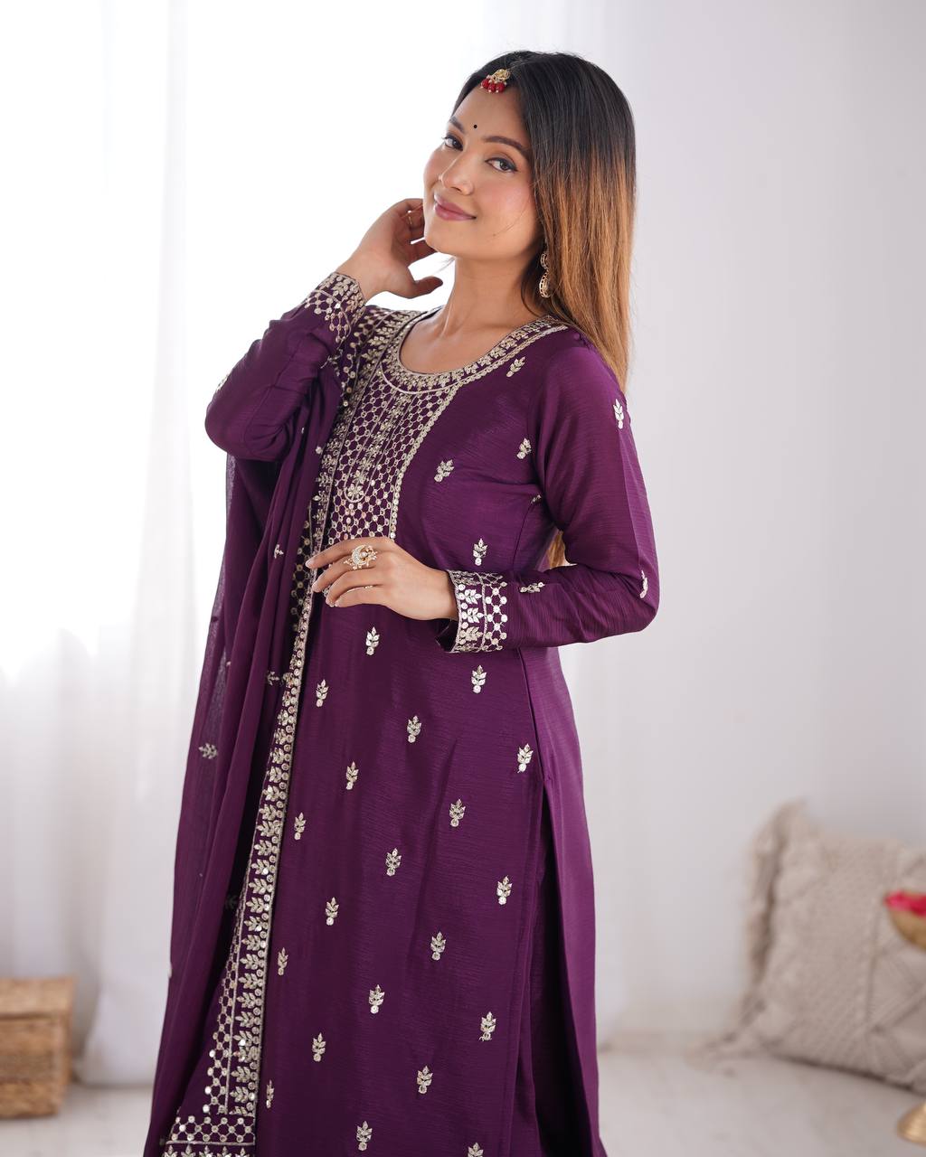 *PRESENTING NEW BEAUTIFUL PURE CHINON SILK FABRIC STRAIGHT FIT KURTA WITH DUPPTA SET,TROUSERS,READY TO WEAR*