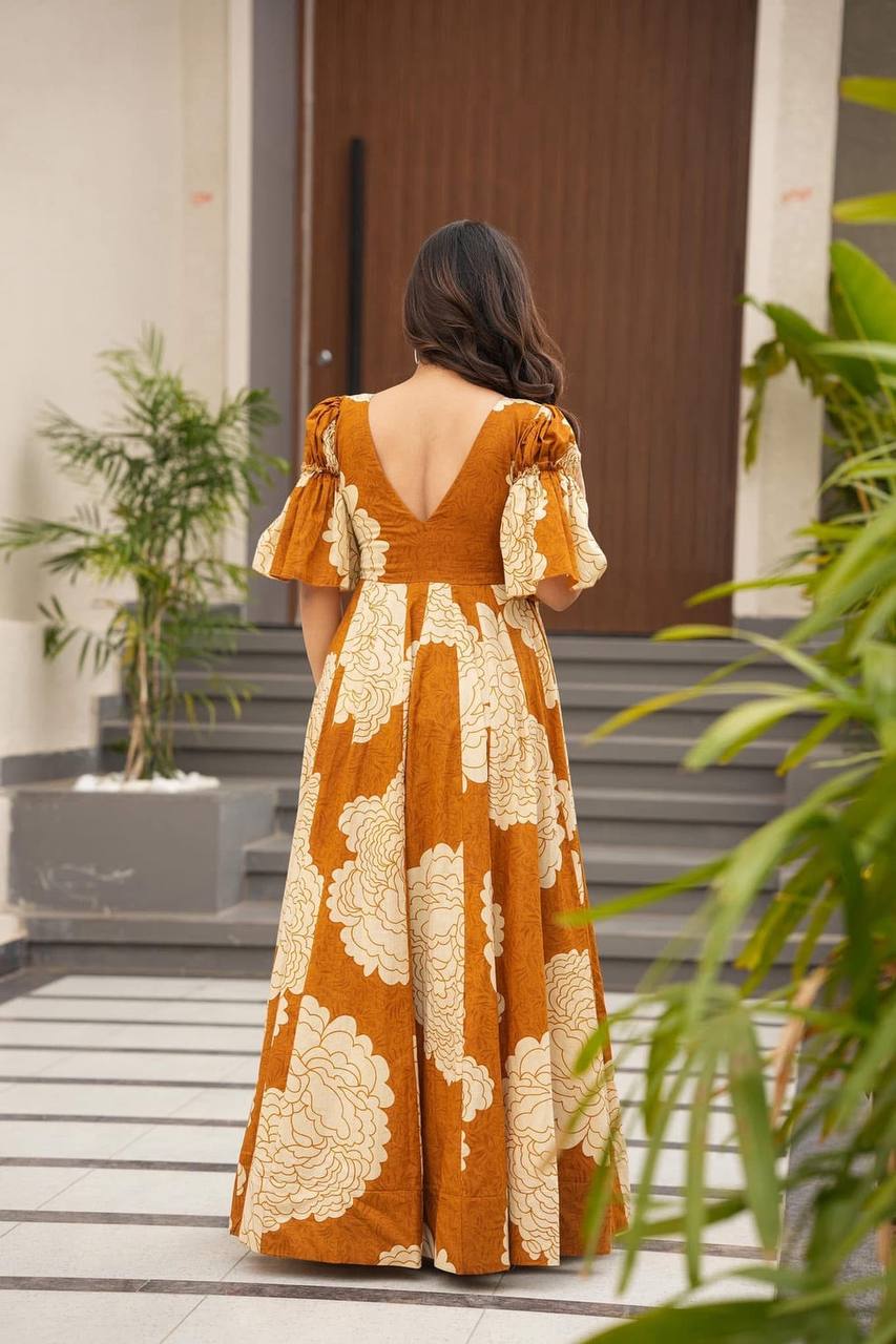 Designer Gown Suit is luxury clothing Considered to be high quality Made by digital print.