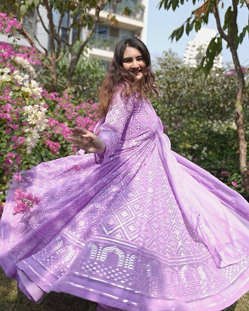 👉🏻Designer Anarkali Suit is luxury clothing Considered to be high quality Made by Thread-Sequins Embroidery.