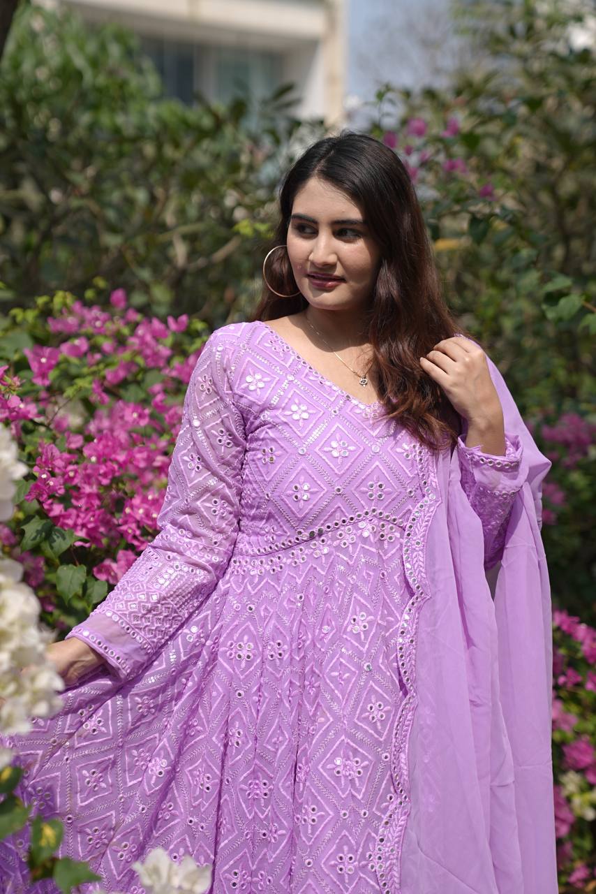 👉🏻Designer Anarkali Suit is luxury clothing Considered to be high quality Made by Thread-Sequins Embroidery.