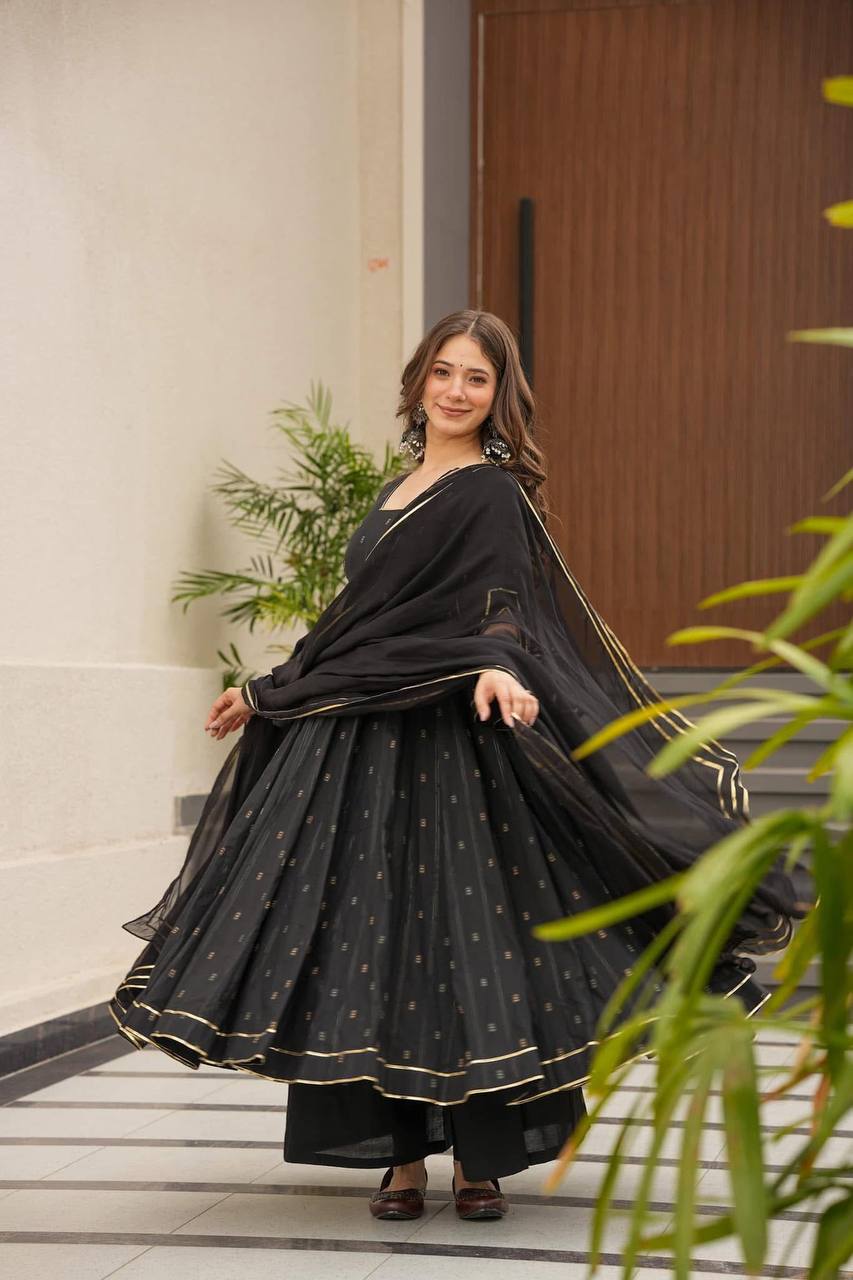 Designer Anarkali Suit is luxury clothing Considered to be high quality Made by digital print.