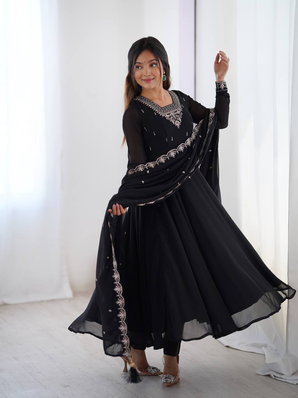 HEAVY PURE SOFT FOX GEORGETTE FANCY EMBROIDERY BEADS AND JARI WORK