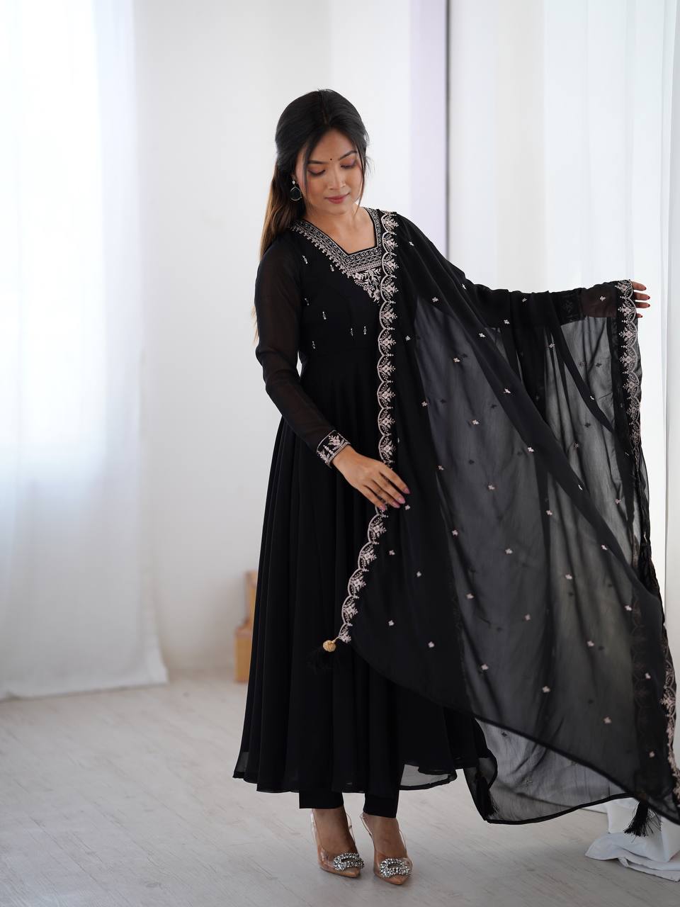HEAVY PURE SOFT FOX GEORGETTE FANCY EMBROIDERY BEADS AND JARI WORK