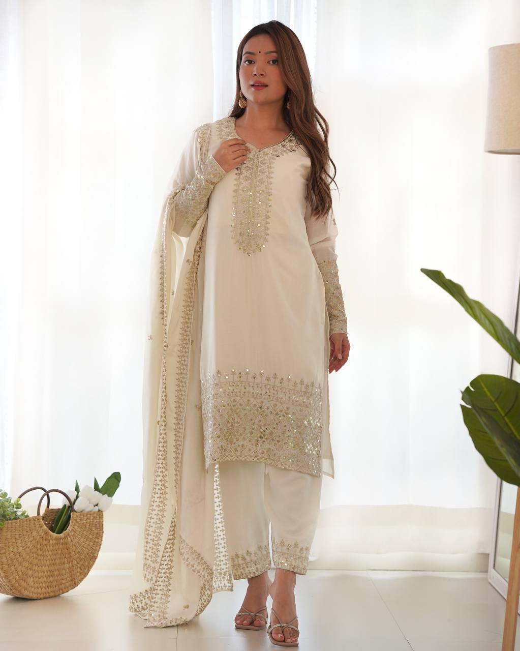 *PRESENTING NEW BEAUTIFUL PURE CHINON SILK FABRIC STRAIGHT FIT KURTA WITH DUPPTA SET,TROUSERS,READY TO WEAR*