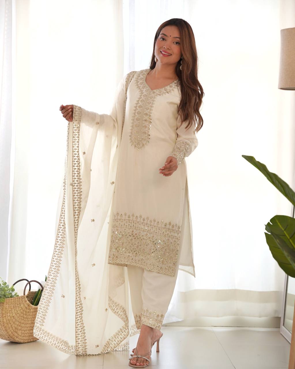 *PRESENTING NEW BEAUTIFUL PURE CHINON SILK FABRIC STRAIGHT FIT KURTA WITH DUPPTA SET,TROUSERS,READY TO WEAR*