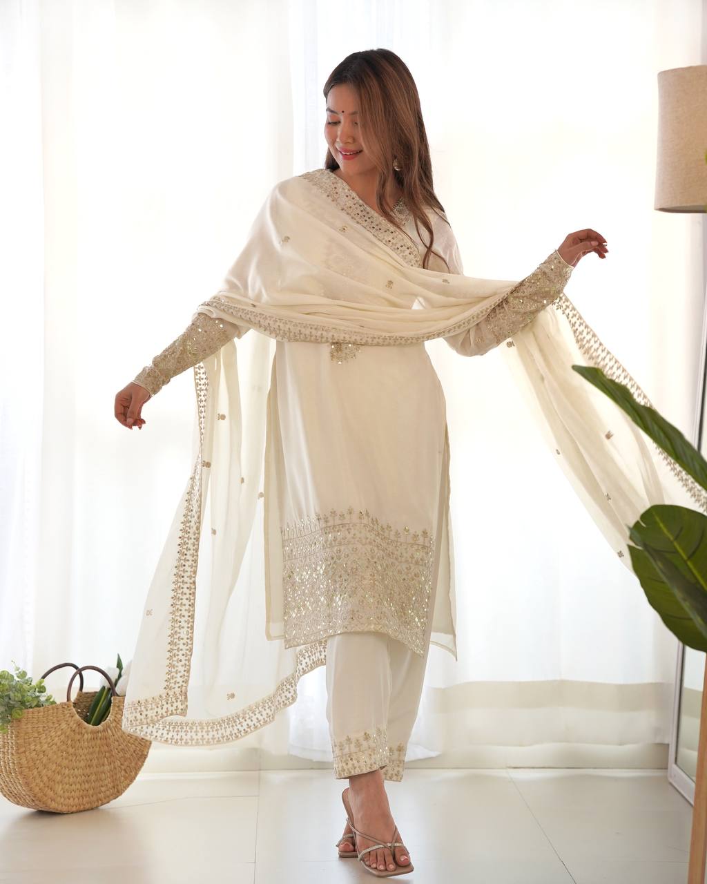 *PRESENTING NEW BEAUTIFUL PURE CHINON SILK FABRIC STRAIGHT FIT KURTA WITH DUPPTA SET,TROUSERS,READY TO WEAR*
