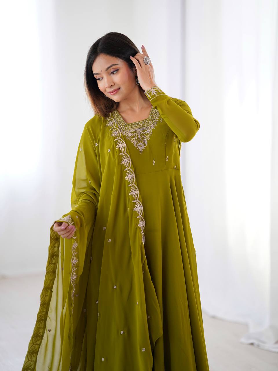 HEAVY PURE SOFT FOX GEORGETTE FANCY EMBROIDERY BEADS AND JARI WORK