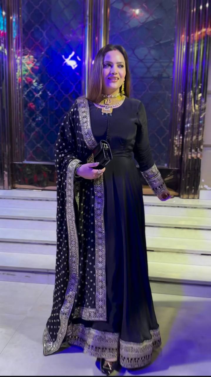 *LUNCHING NEW ĐĚSIGNER PARTY WEAR LOOK NEW 1 COLOUR*