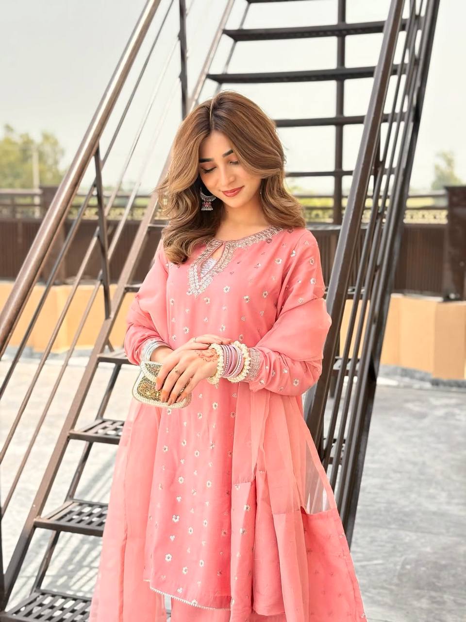 💃*New Launching Đěsigner Party Wear Look top with farshi salwar*💃