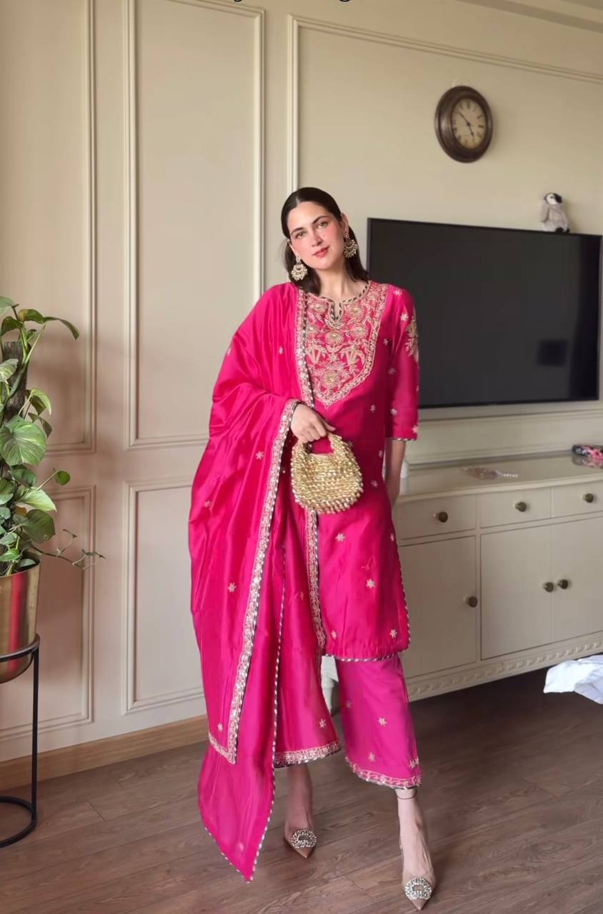 Presenting New Designer Long Pakistani Suit Top , Pant and Dupptta In Fancy Style