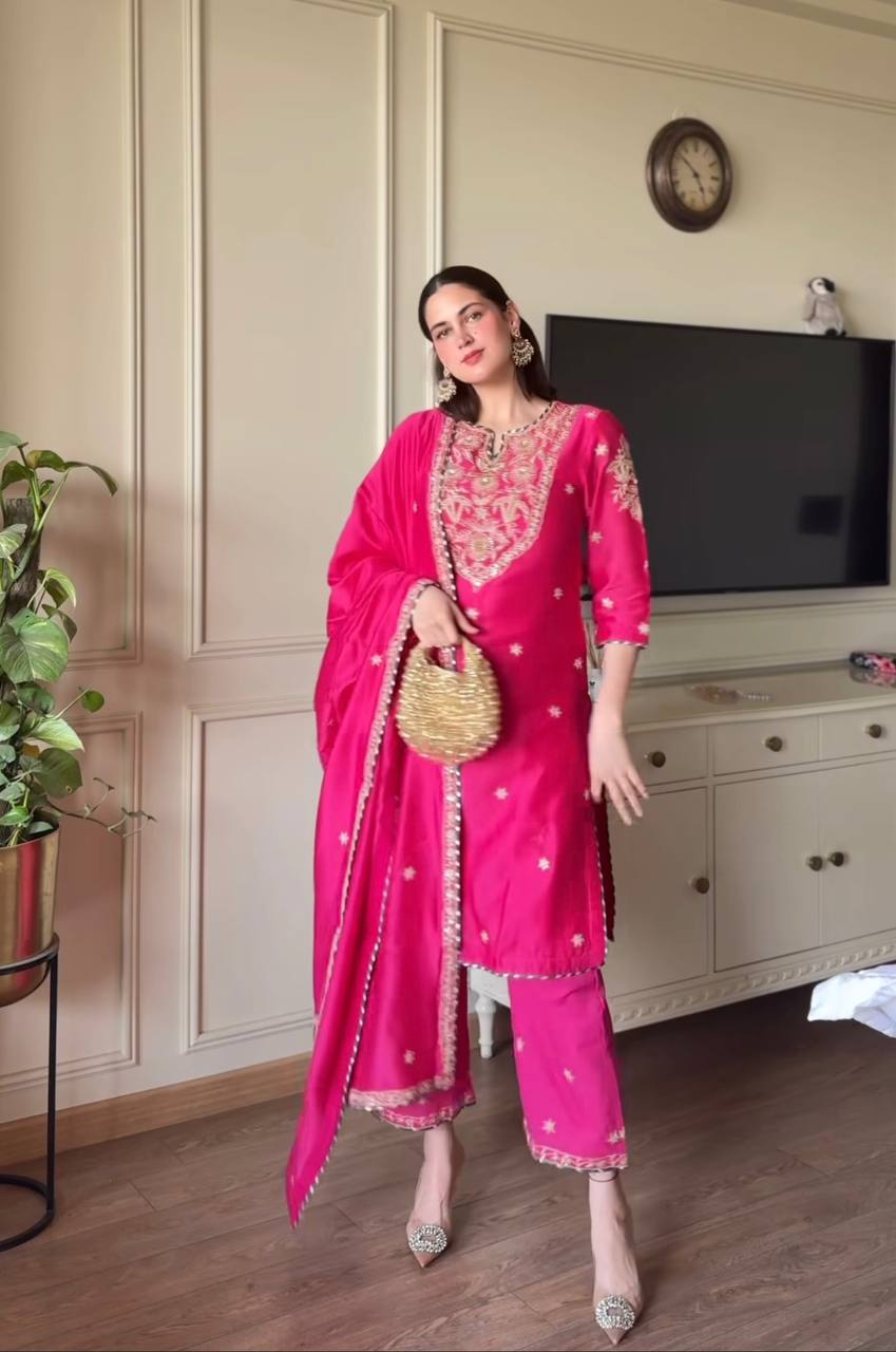 Presenting New Designer Long Pakistani Suit Top , Pant and Dupptta In Fancy Style