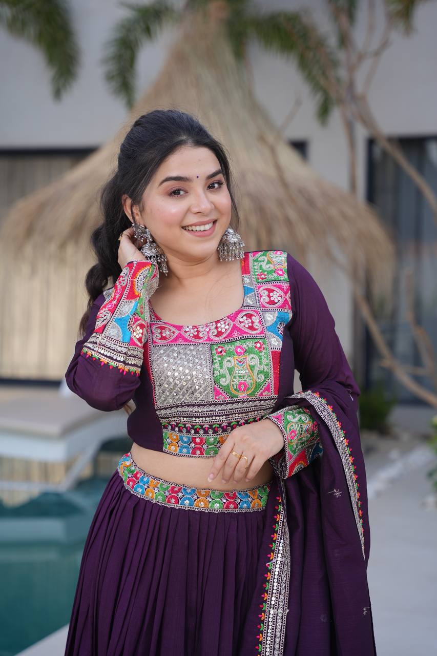 Real Modeling Lehenga Set – Party Wear with Dupatta