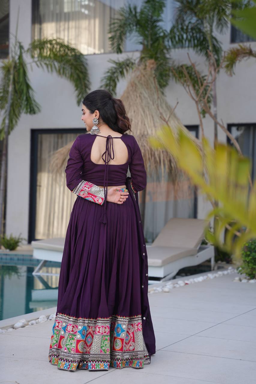 Real Modeling Lehenga Set – Party Wear with Dupatta