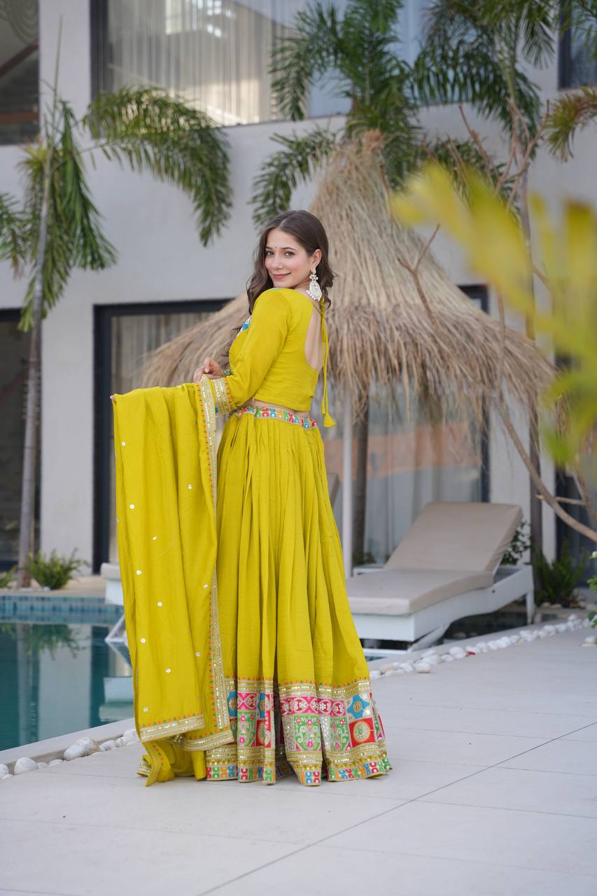 Real Modeling Lehenga Set – Party Wear with Dupatta